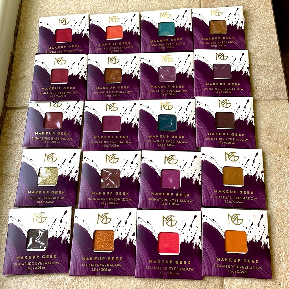 18 single eyeshadow by makeup geek